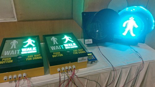 Pedestrian Crossing Controller